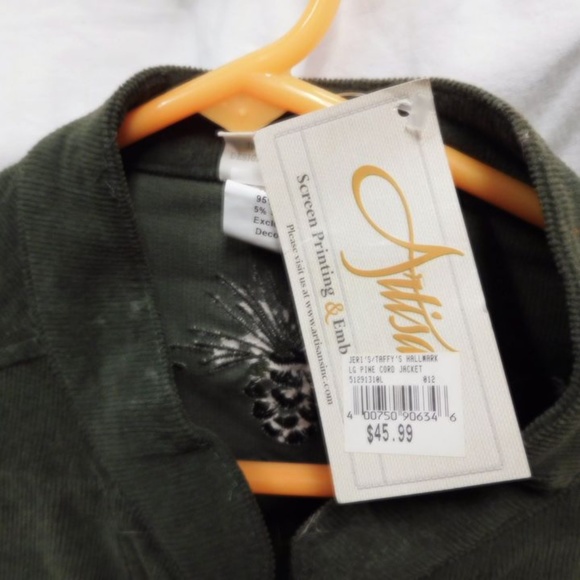 Brand New Artisan's Green Corduroy Button-Down Jacket (Unisex) with Embroidery - Picture 4 of 4